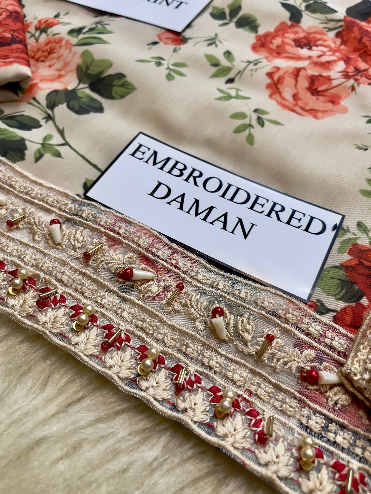 Vaniya – 3 Piece Floral Swiss Lawn with Embroidered Organza Dupatta